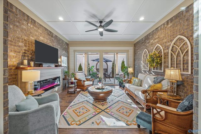 28955 Bungalow Lane NW, Madison, AL 35756