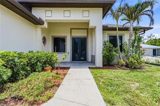 255 Everglades BLVD S, Naples, FL 34117