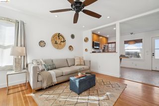 137 Collins St, Richmond, CA 94801