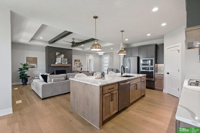 3321 S 212th Street, Elkhorn, NE 68022