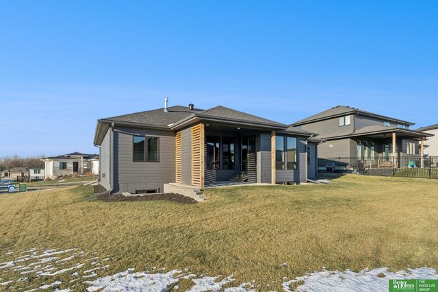 3321 S 212th Street, Elkhorn, NE 68022