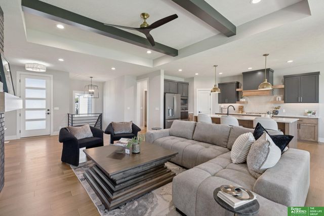 3321 S 212th Street, Elkhorn, NE 68022