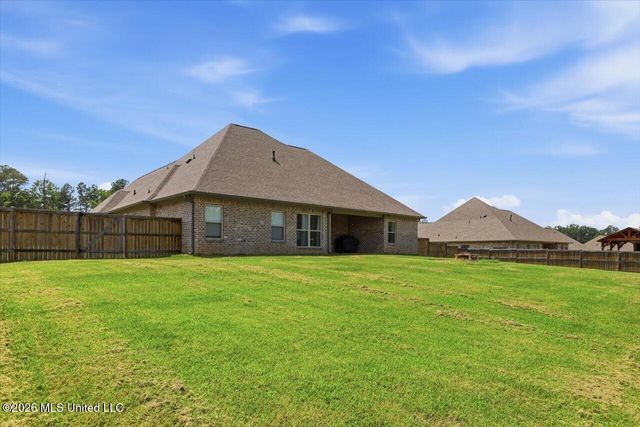 129 Richburg Court, Pearl, MS 39208