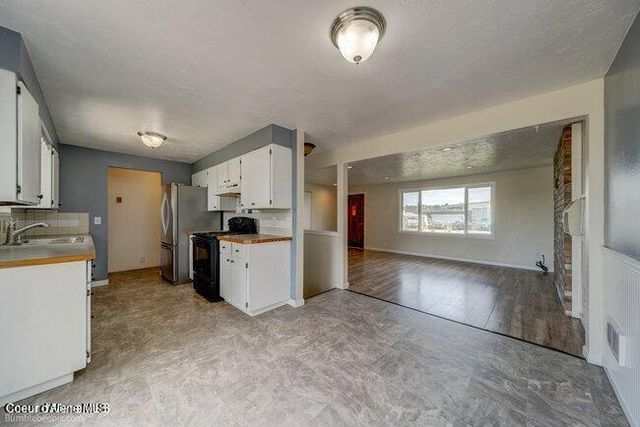 4117 E Horsehaven AVE, Post Falls, ID 83854