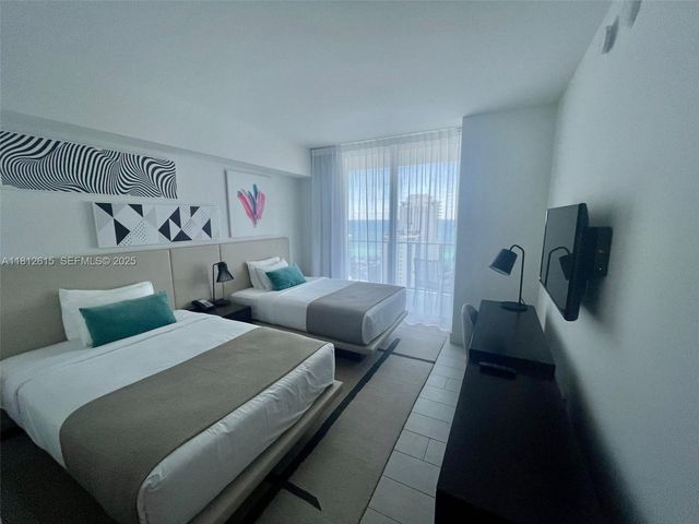 4010 S Ocean Drive R1705, Hollywood, FL 33019
