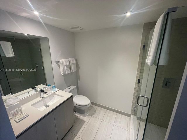 4010 S Ocean Drive R1705, Hollywood, FL 33019