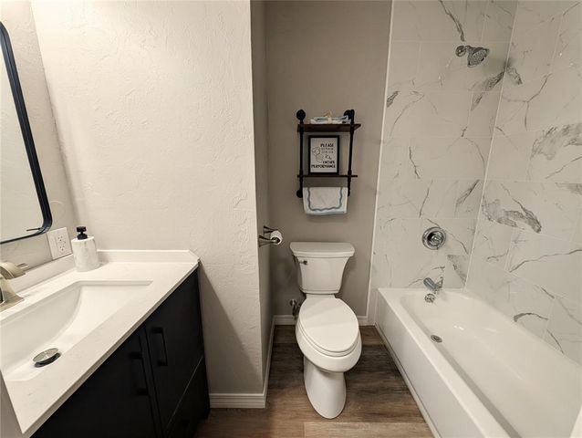 1009 Stansell Drive, Midwest City, OK 73110