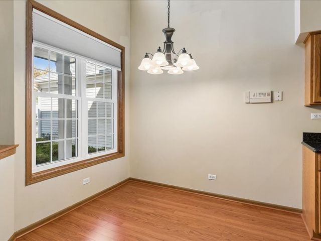 980 Sheridan Circle 980, Naperville, IL 60563