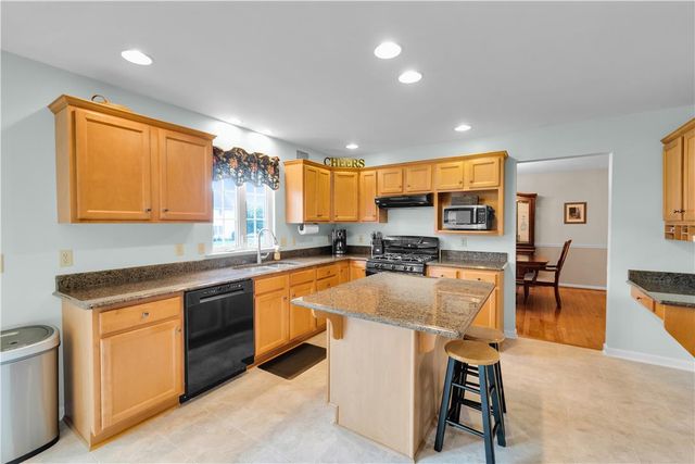 835 Rebecca Lane, Upper Macungie Twp, PA 18069