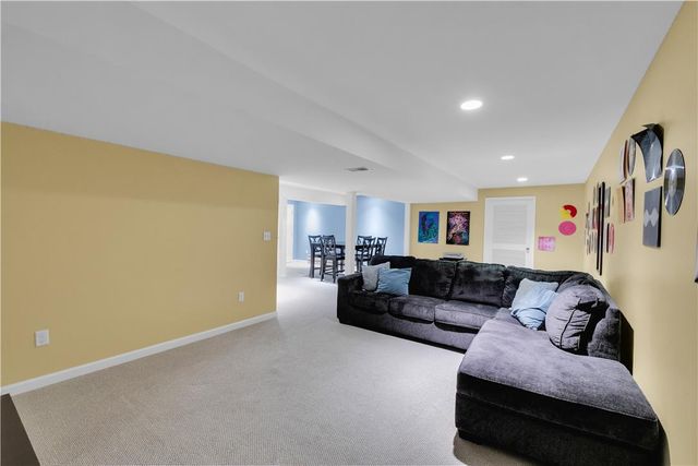 835 Rebecca Lane, Upper Macungie Twp, PA 18069