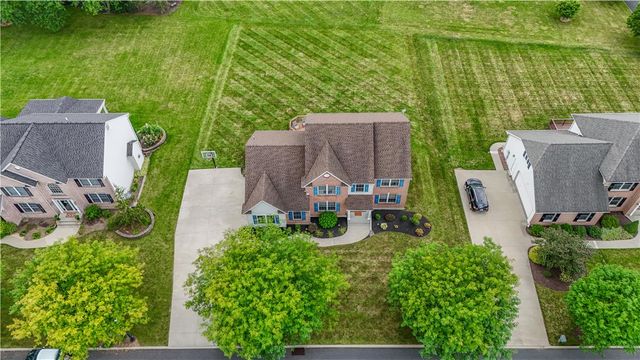 835 Rebecca Lane, Upper Macungie Twp, PA 18069