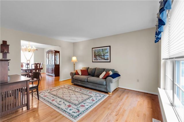 835 Rebecca Lane, Upper Macungie Twp, PA 18069