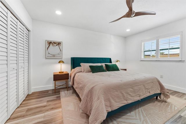 8806 BAY POINTE DRIVE 206, Tampa, FL 33615