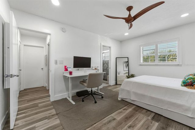 8806 BAY POINTE DRIVE 206, Tampa, FL 33615