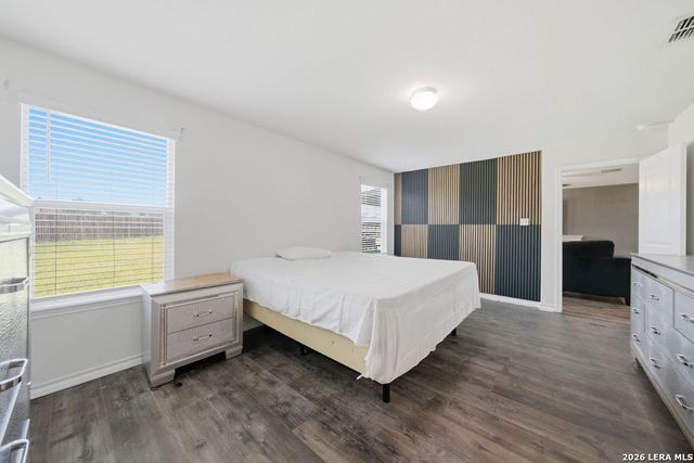 4014 FORT PALMER BLVD, St Hedwig, TX 78152