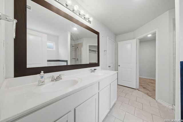 4014 FORT PALMER BLVD, St Hedwig, TX 78152