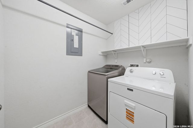 4014 FORT PALMER BLVD, St Hedwig, TX 78152