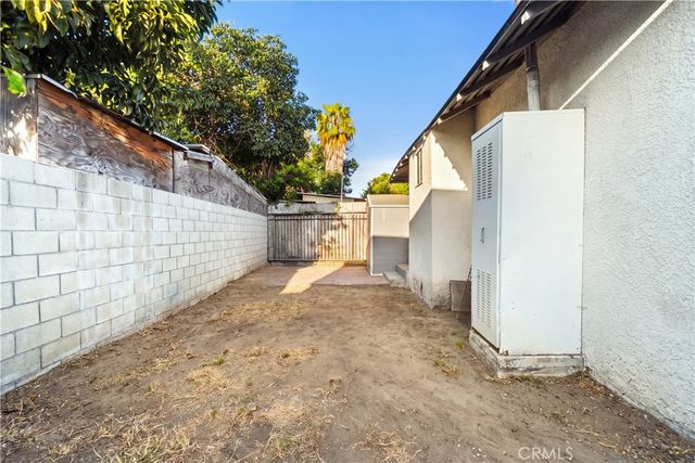 433 W 55th, Los Angeles, CA 90037