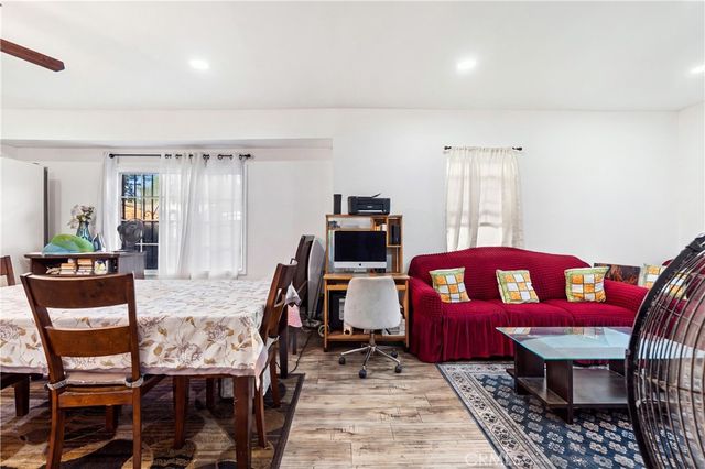433 W 55th, Los Angeles, CA 90037