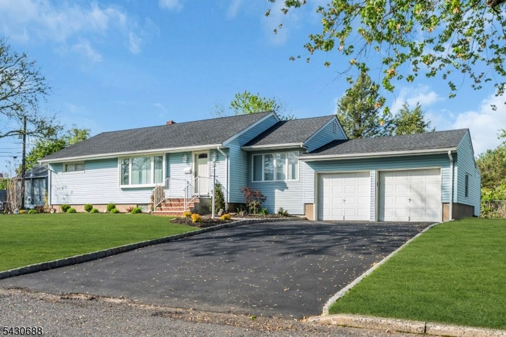 15 Judith Pl, Wayne Twp., NJ 07470