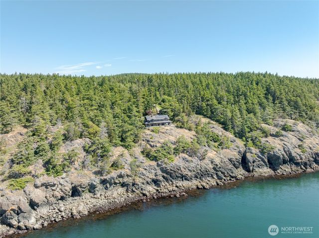 481 Grimes Riker Lane, Lopez Island, WA 98261