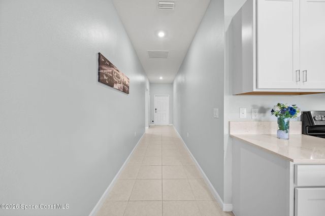 826 Dockside Drive SW, Palm Bay, FL 32908