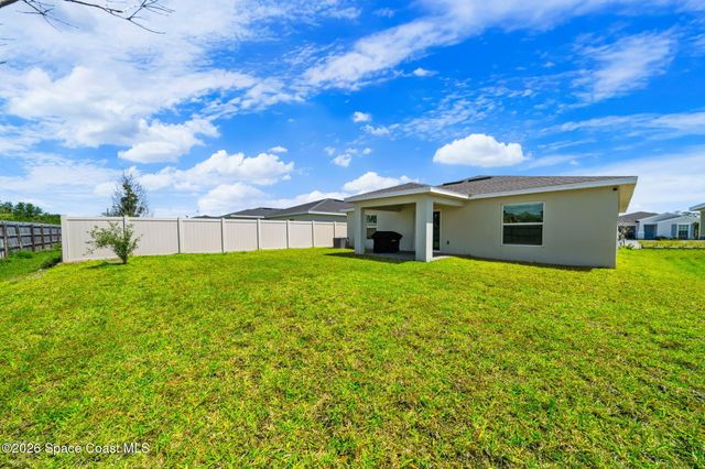 826 Dockside Drive SW, Palm Bay, FL 32908