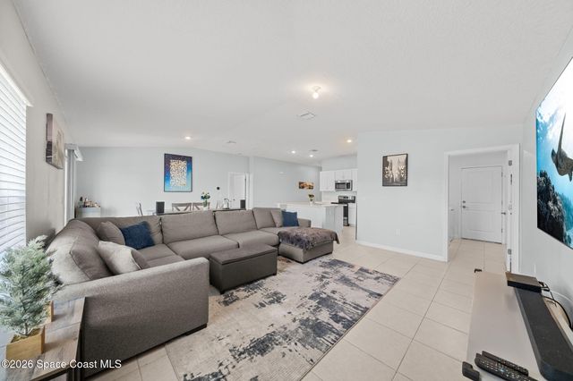 826 Dockside Drive SW, Palm Bay, FL 32908