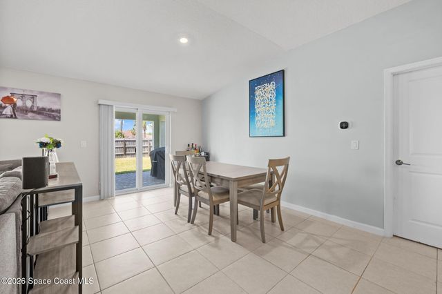 826 Dockside Drive SW, Palm Bay, FL 32908