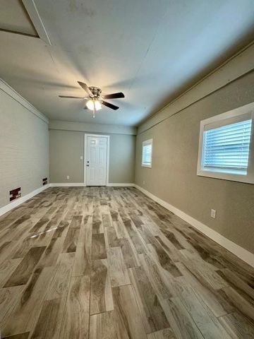 1105 Eubanks Street, Decatur, AR 72722