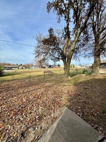 1105 Eubanks Street, Decatur, AR 72722