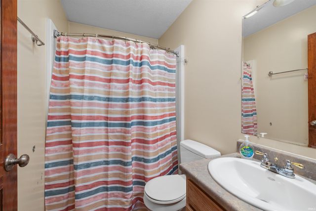 7929 Crosshill Court, Fort Wayne, IN 46825