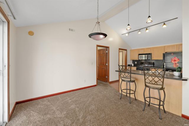 7929 Crosshill Court, Fort Wayne, IN 46825