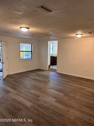 9053 JEFFERSON Avenue, Jacksonville, FL 32208