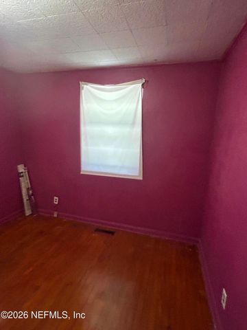 9053 JEFFERSON Avenue, Jacksonville, FL 32208