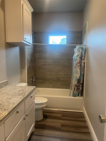 3605 College Street, Greenville, TX 75401