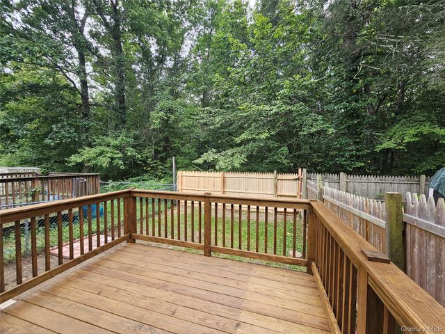 507 Rakov Road, Maybrook, NY 12543