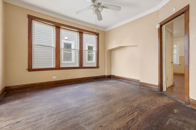 6410 S Mozart Street, Chicago, IL 60629