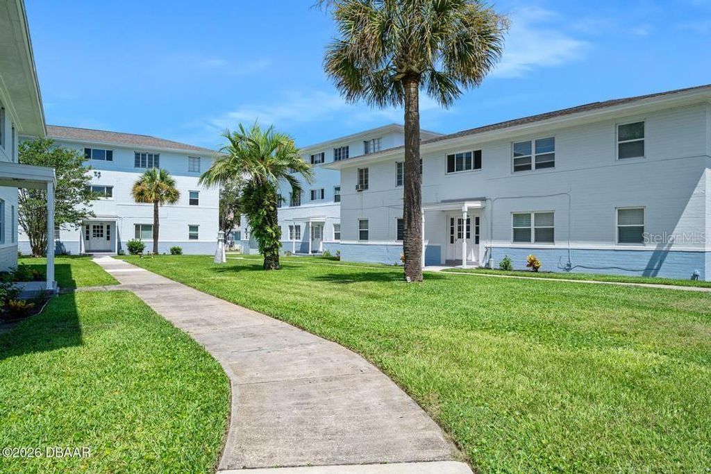 Image 26 of property listing at 500 S BEACH STREET H2, Daytona Beach, FL 32114