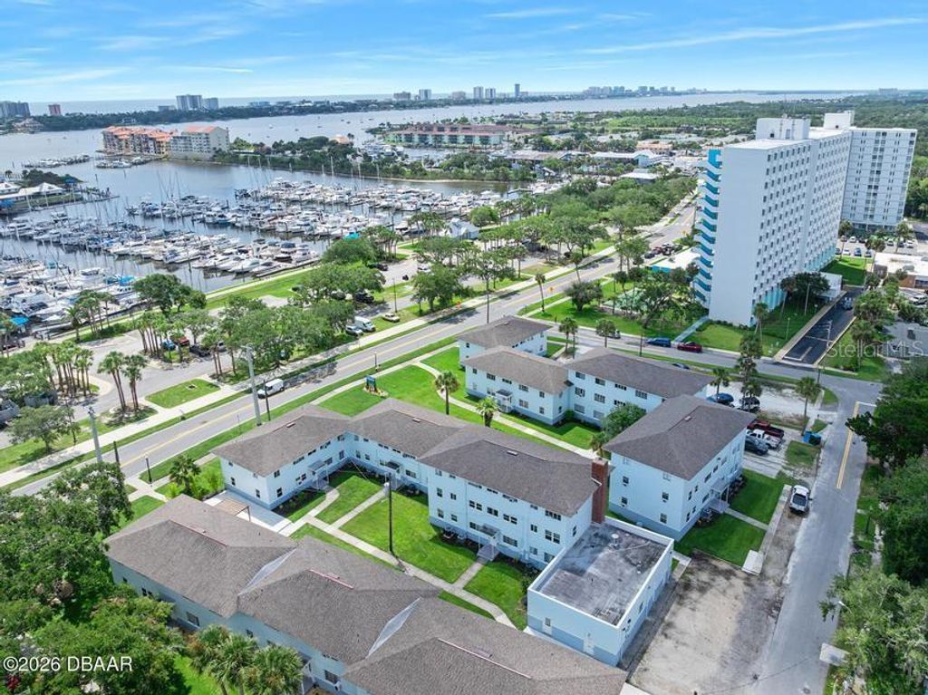 Image 7 of property listing at 500 S BEACH STREET H2, Daytona Beach, FL 32114
