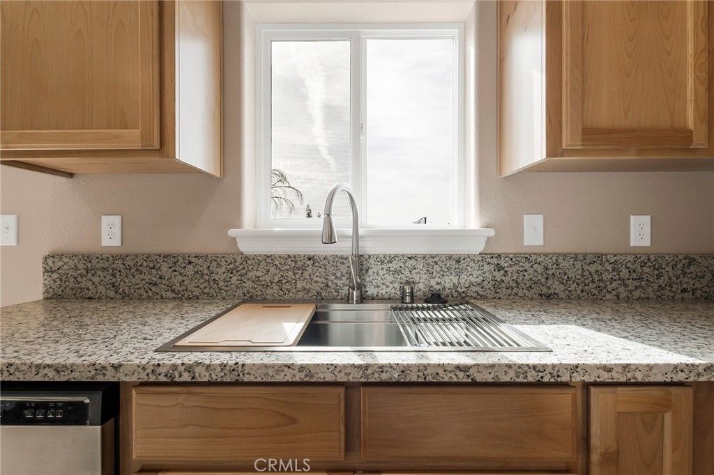 Image 5 of property listing at 6170 Fern Lane, Paradise, CA 95969