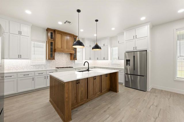 6305 NW 153rd Street, Edmond, OK 73013