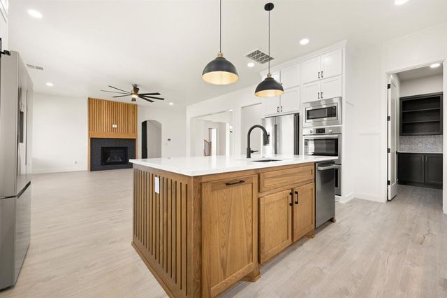 6305 NW 153rd Street, Edmond, OK 73013