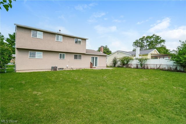4814 Heatherton Drive, Columbus, OH 43229