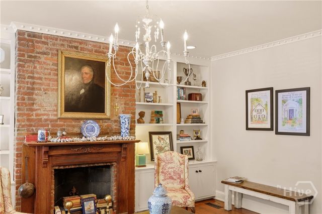 111 E Broad Street, Savannah, GA 31401