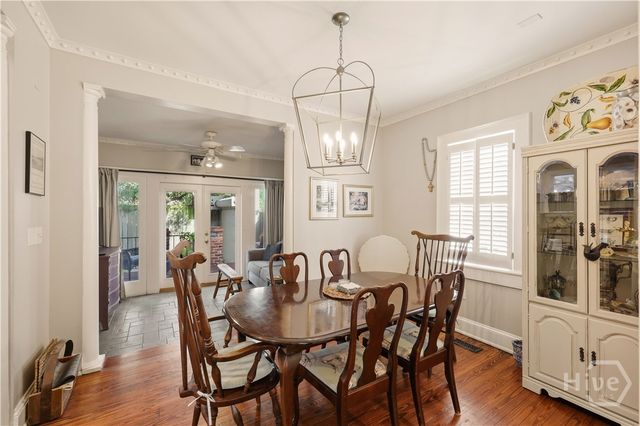 111 E Broad Street, Savannah, GA 31401