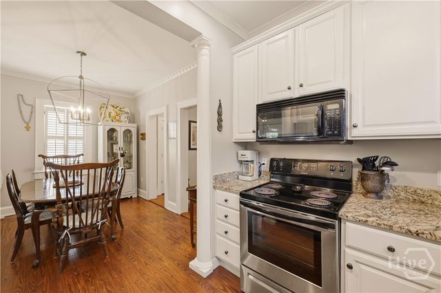 111 E Broad Street, Savannah, GA 31401