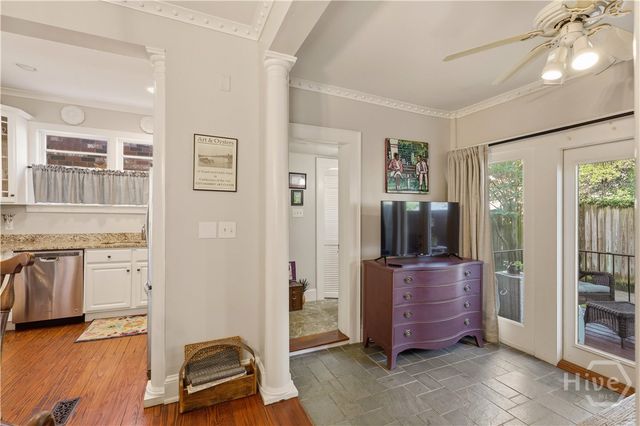 111 E Broad Street, Savannah, GA 31401