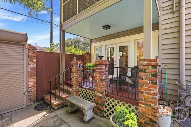 111 E Broad Street, Savannah, GA 31401