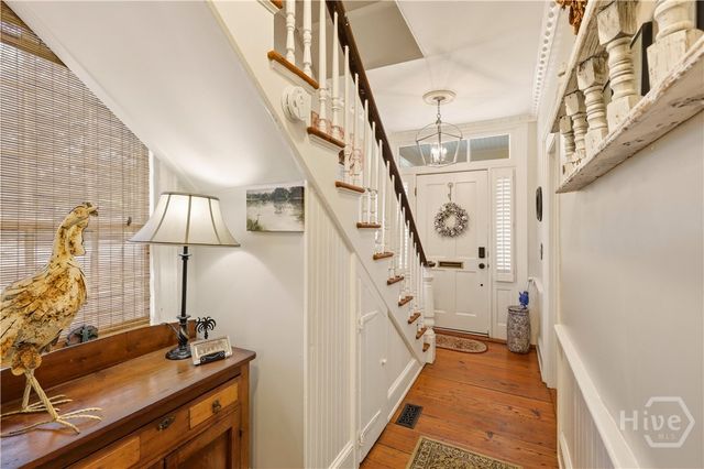 111 E Broad Street, Savannah, GA 31401